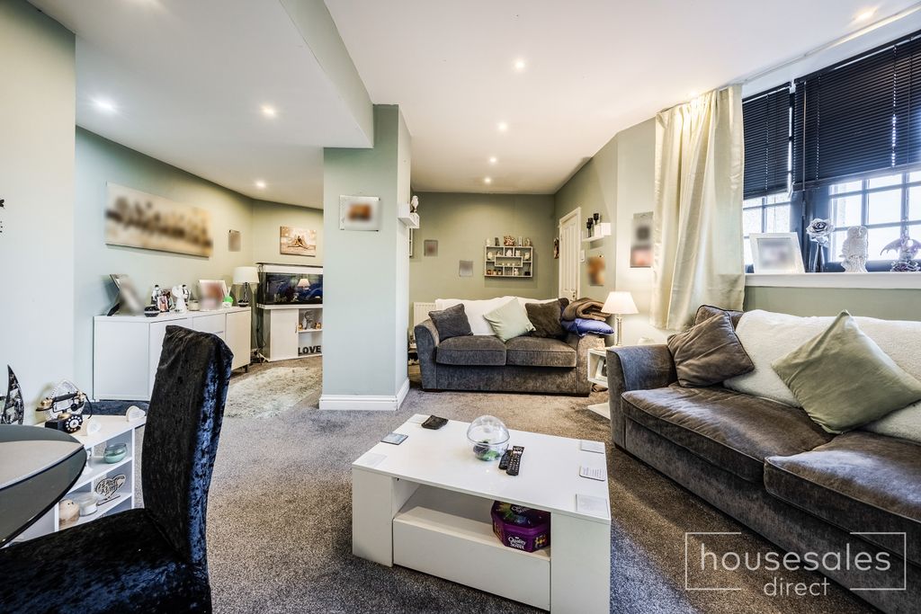 Additional image 4 of 2 bed flat for sale9B Marine Parade Kirn, Dunoon PA23