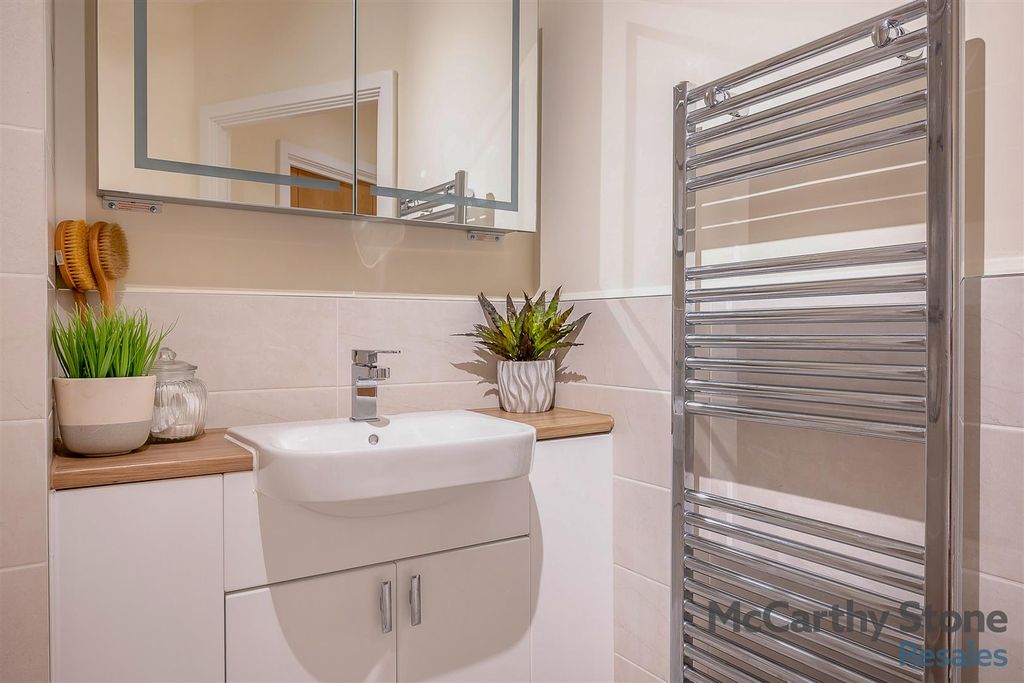 Additional image 24 of 1 bed flat for saleWatson Place, Trinity Road, Chipping Norton, Oxfordshire OX7