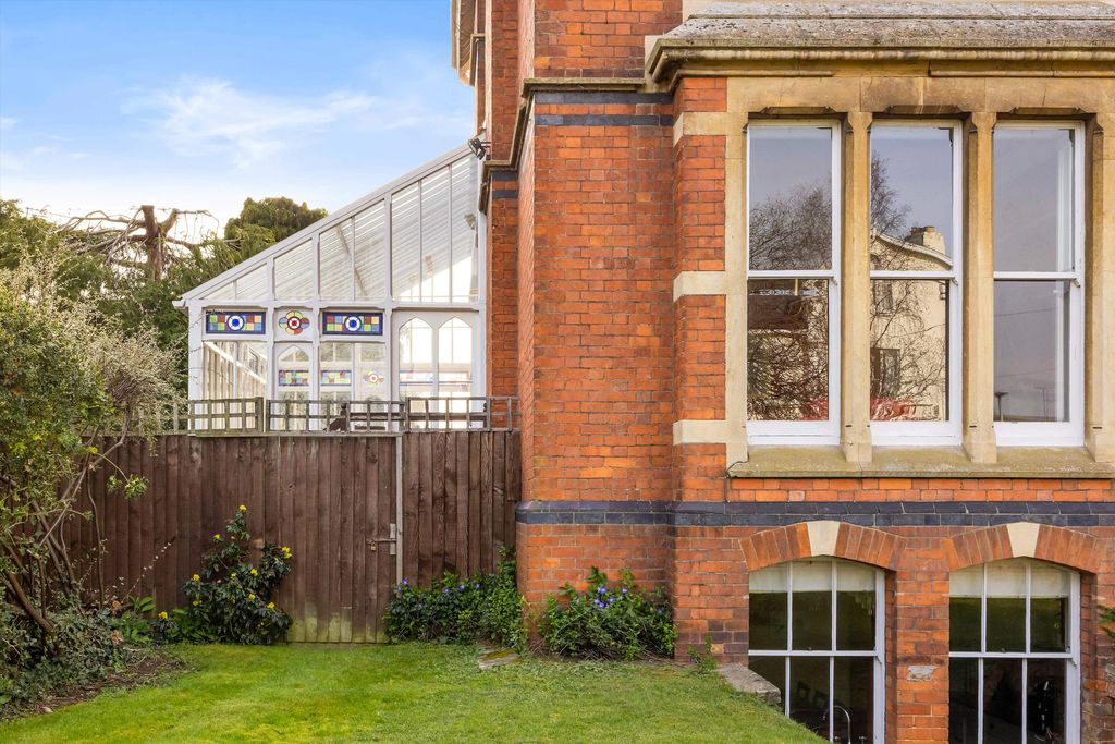 Additional image 25 of 6 bed detached house for saleMoorend Park Road, Cheltenham, Gloucestershire GL53