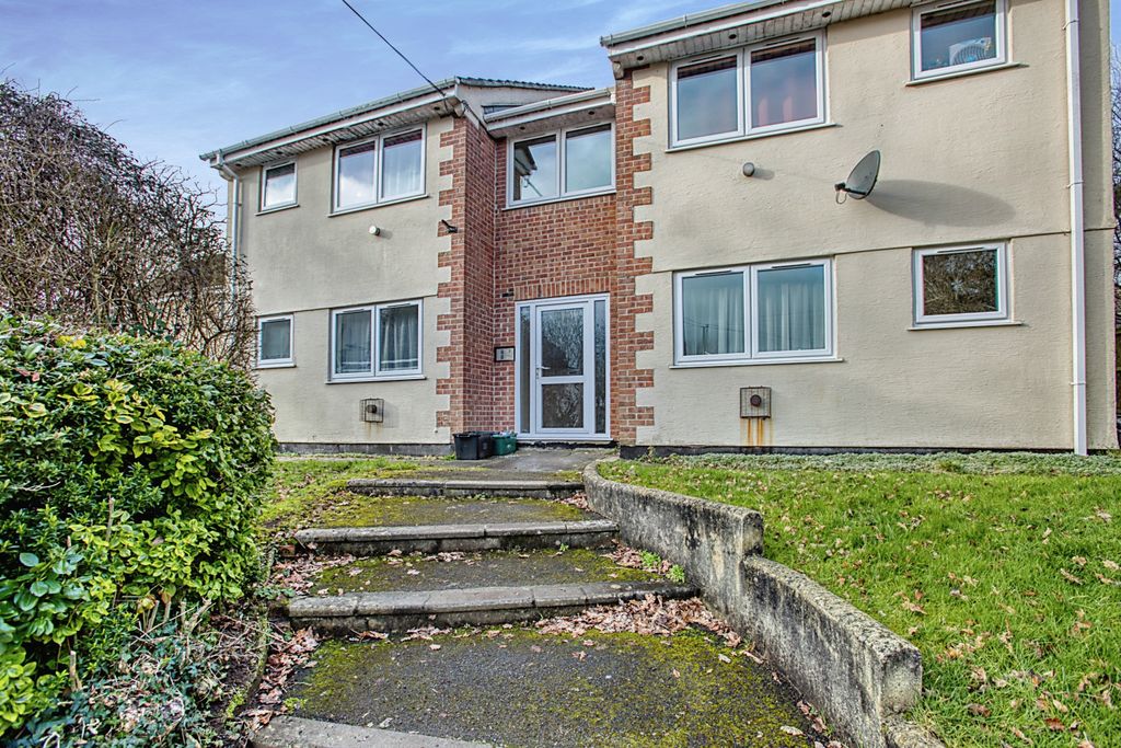 Additional image 15 of 1 bed flat for saleBubwith Close, Chard, Somerset TA20