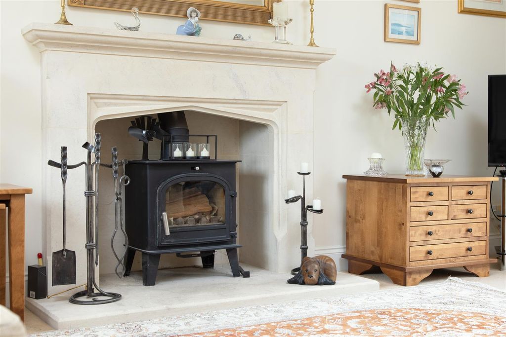 Additional image 4 of 4 bed detached house for saleRowden Road, Chippenham SN15