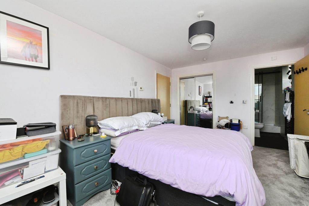 Additional image 8 of 2 bed flat for saleVictoria Court, New Street, Chelmsford, Essex CM1