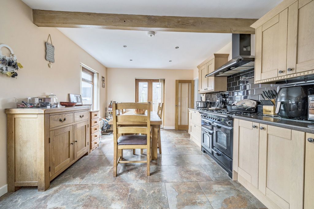 Additional image 5 of 3 bed bungalow for saleChequetts Close, Callington PL17