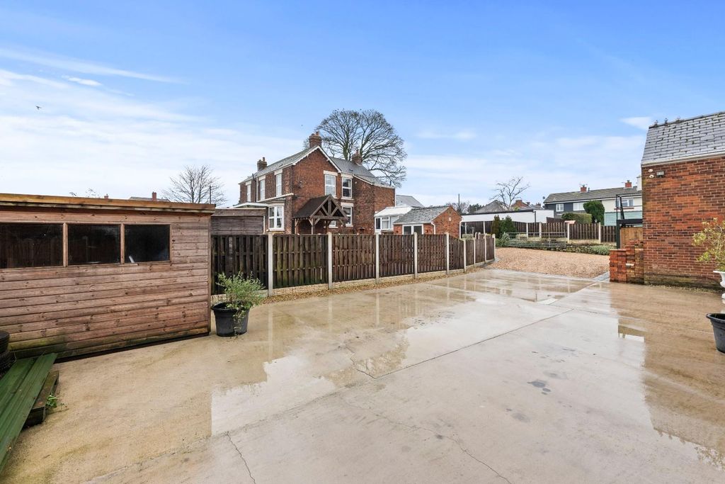 Additional image 29 of 3 bed detached house for saleStation Road, Brimington, Chesterfield S43