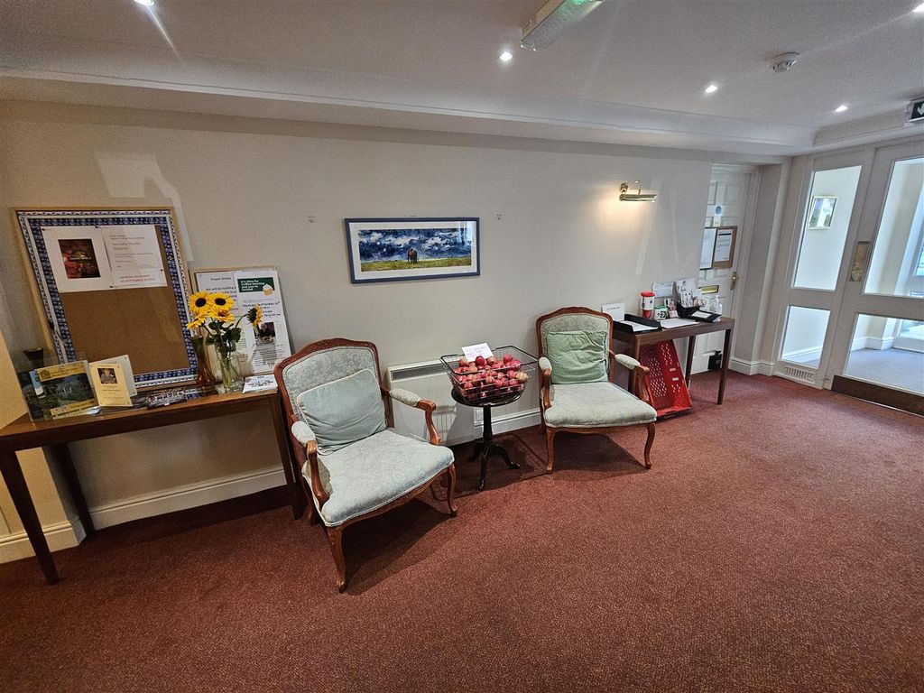 Additional image 9 of 1 bed flat for saleAbbey Rise, Tavistock PL19