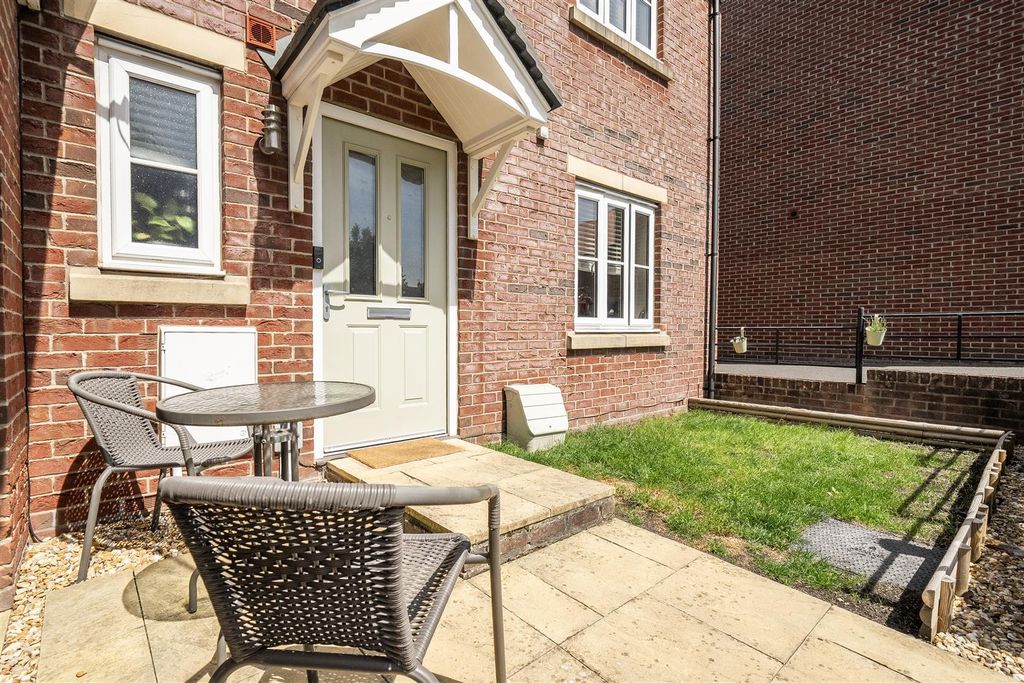 Additional image 15 of 1 bed flat for saleCochran Avenue, Chippenham SN15