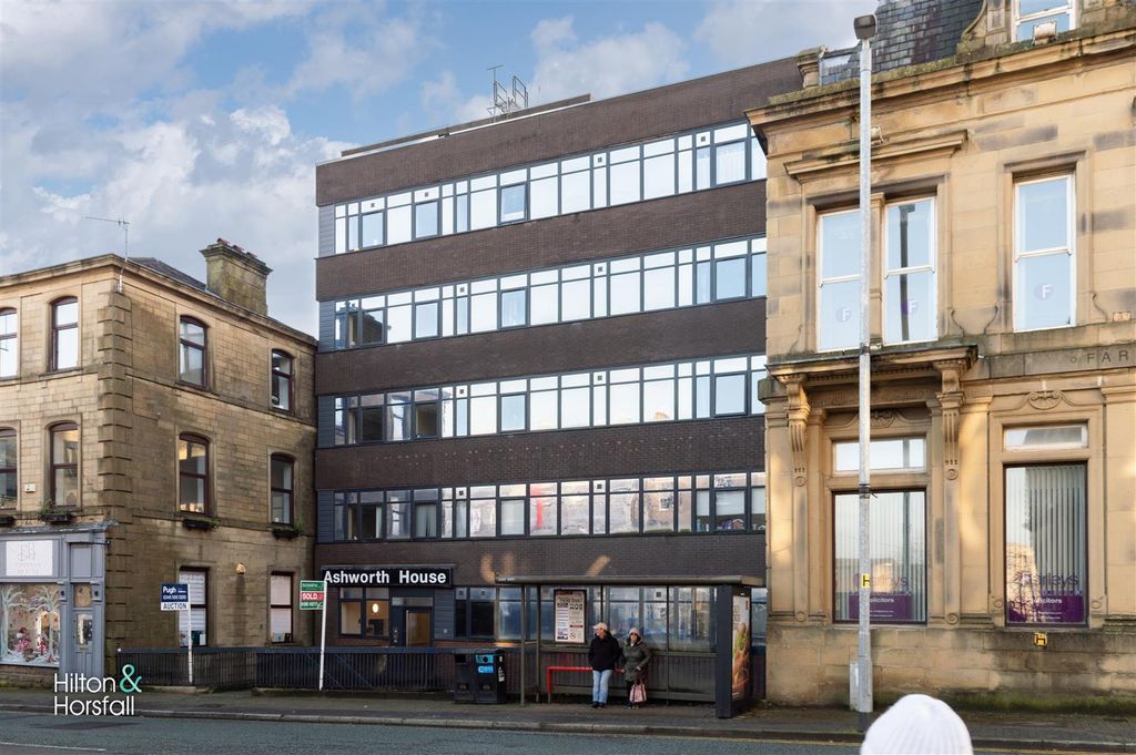 1 bed flat for saleAshworth House, Manchester Road, Burnley BB11