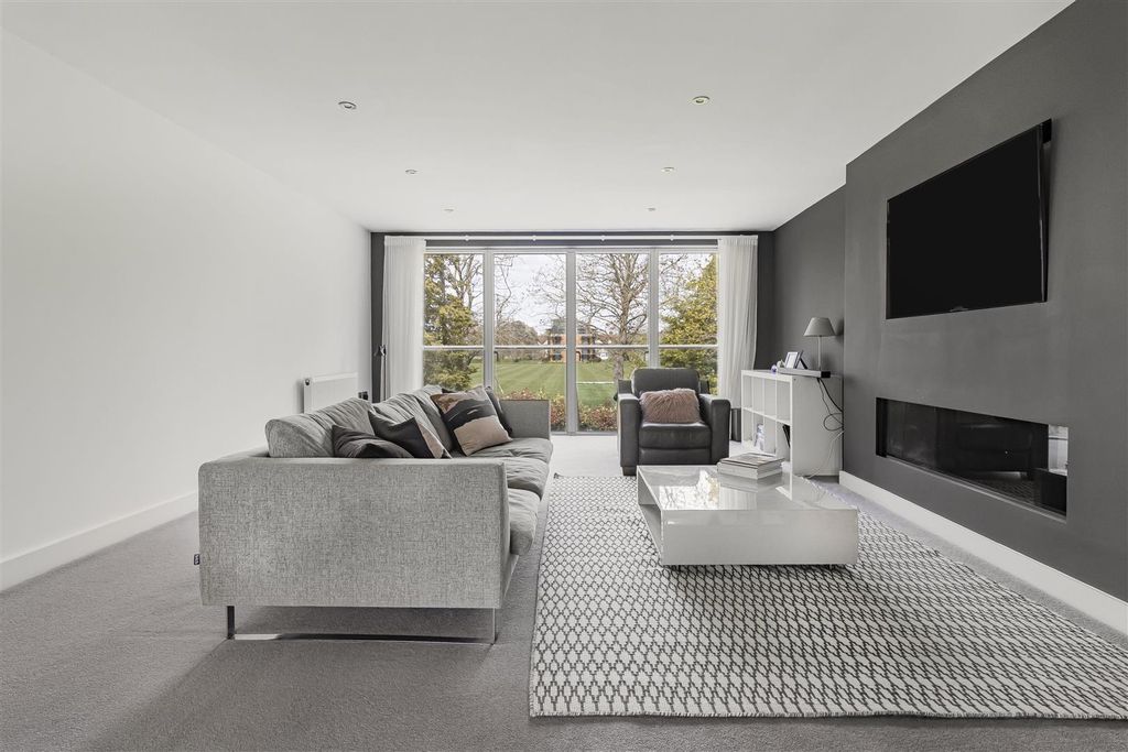 Additional image 14 of 4 bed link detached house for saleSpens Avenue, Cambridge CB3