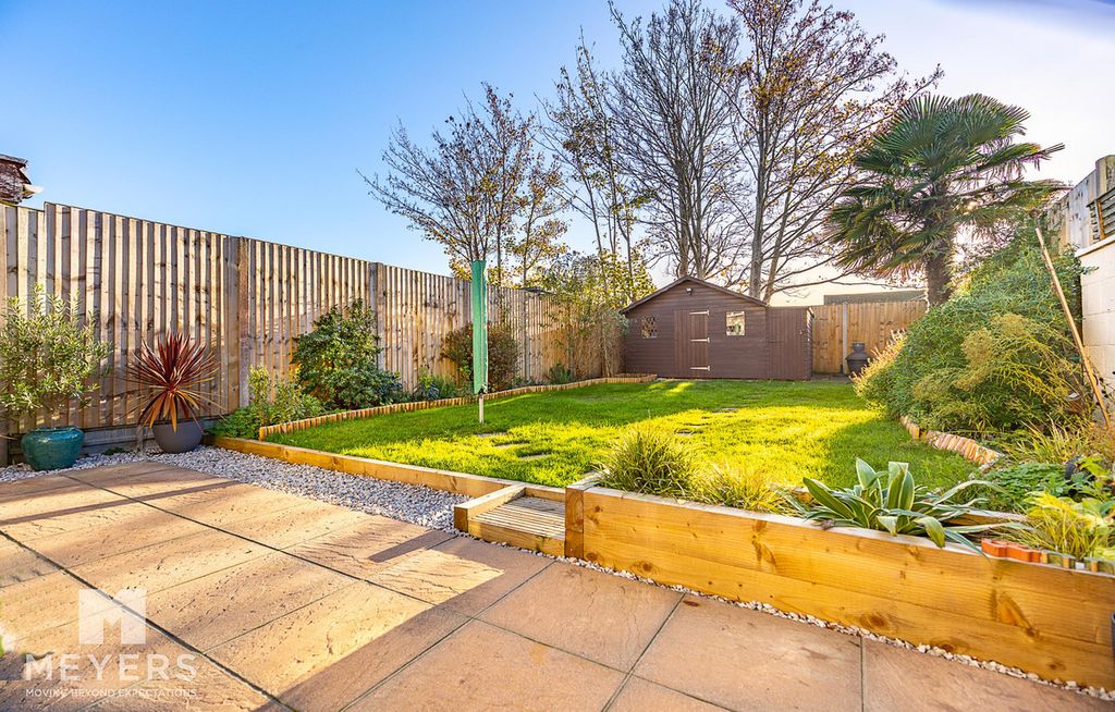 4 bed semi-detached house for saleFitzmaurice Road, Christchurch, 2 BH23