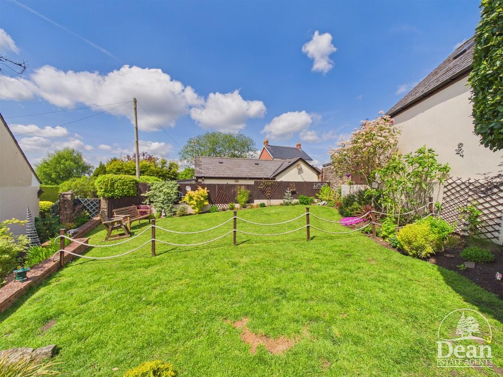 Additional image 21 of 3 bed detached bungalow for saleSt. Whites Road, Cinderford GL14