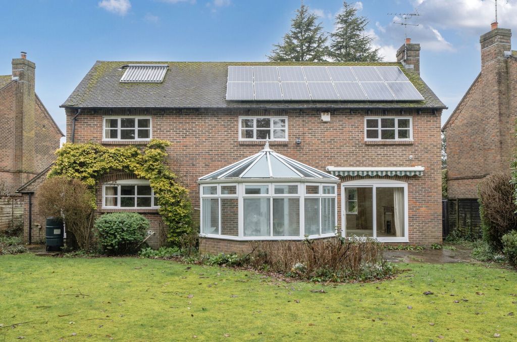 Additional image 6 of 4 bed detached house for saleSelham Close, Chichester PO19