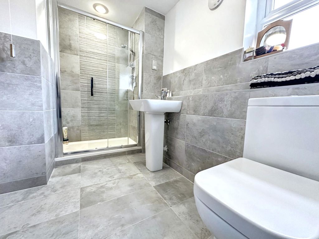 Additional image 18 of 5 bed detached house for saleBewicke View, Birtley, Chester Le Street DH3