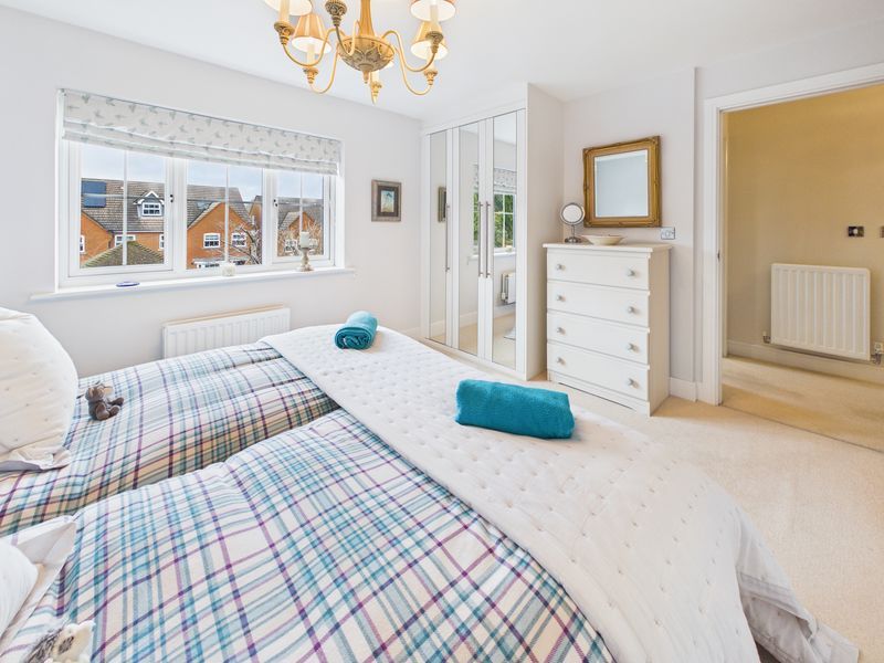 Additional image 18 of 5 bed detached house for saleNewbery Close, Caterham CR3