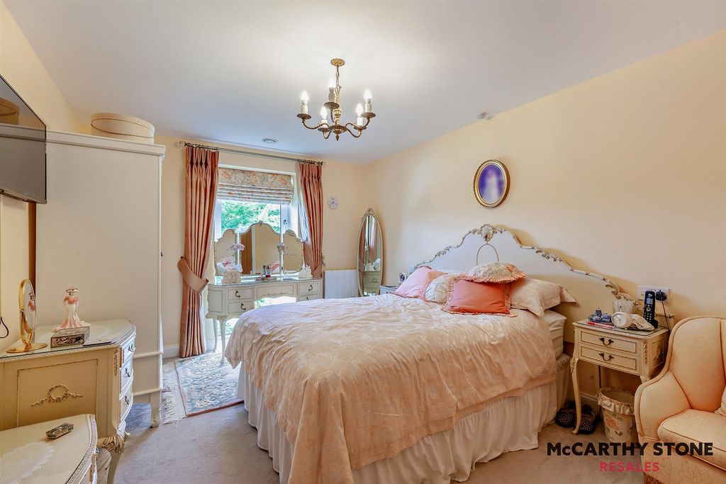 Additional image 6 of 2 bed flat for saleMiami House, Princes Road, Chelmsford CM2