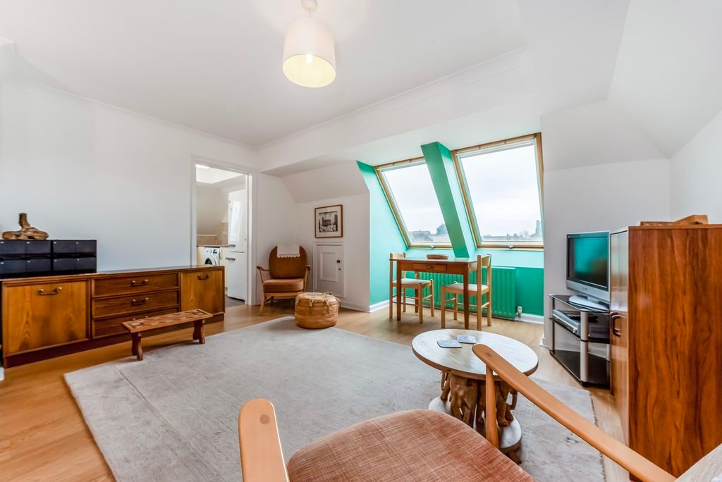 Additional image 8 of 2 bed flat for saleHenty Gardens, Chichester PO19