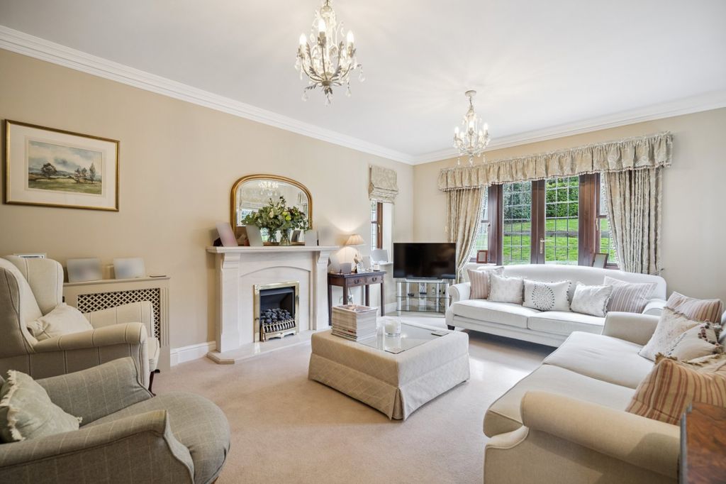 Additional image 8 of 4 bed detached house for saleChartridge Lane, Chesham, Buckinghamshire HP5