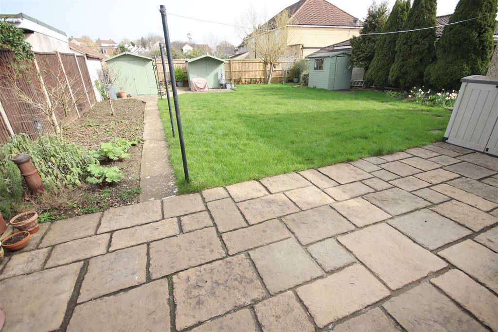 Additional image 4 of 6 bed detached house for saleGreenway Lane, Chippenham SN15