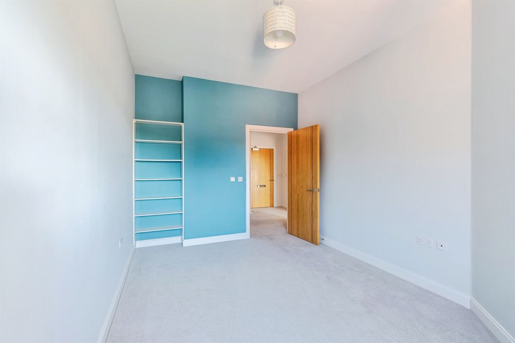Additional image 11 of 2 bed flat for saleWestmead Lane, Chippenham SN15