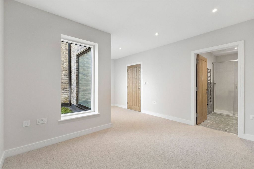 Additional image 12 of 4 bed terraced house for sale1A Fitzwilliam Road, Cambridge, Cambridgeshire CB2