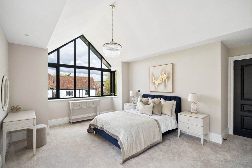 Additional image 14 of 5 bed detached house for saleMill Farm, Mill Lane, Chalfont St. Giles, Buckinghamshire HP8