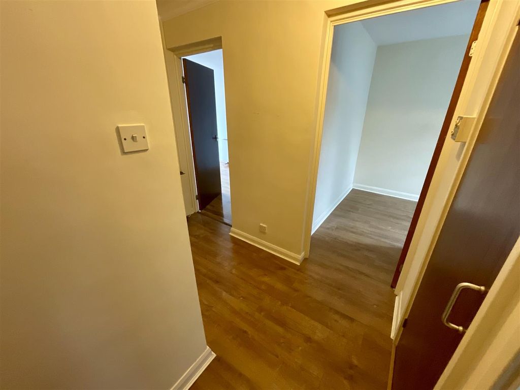 Additional image 6 of 1 bed flat for saleSunnyhill, Llanelli SA15