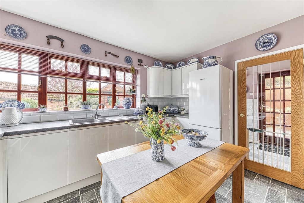 Additional image 8 of 4 bed detached house for saleKnowles Hill, Rolleston-On-Dove, Burton-On-Trent DE13