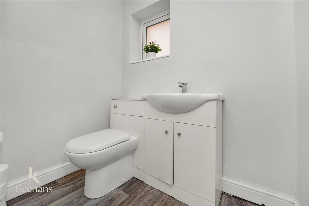Additional image 28 of 6 bed detached house for saleTrimingham Drive, Bury BL8