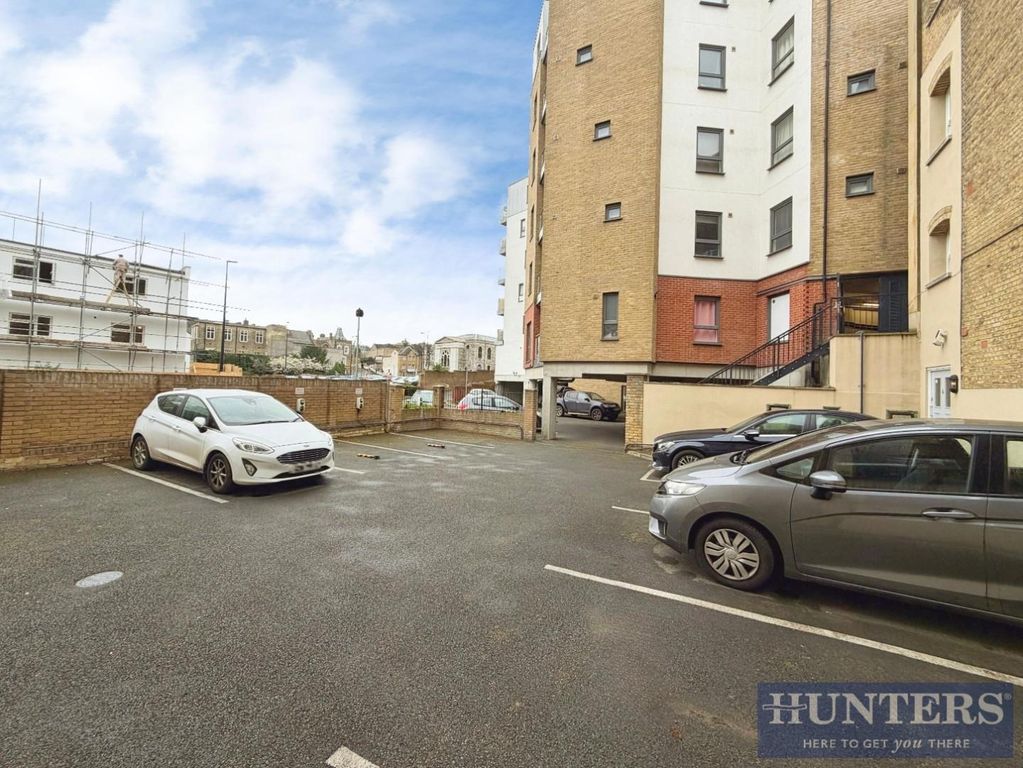 Additional image 15 of 2 bed flat for saleHigh Street, Chatham ME4