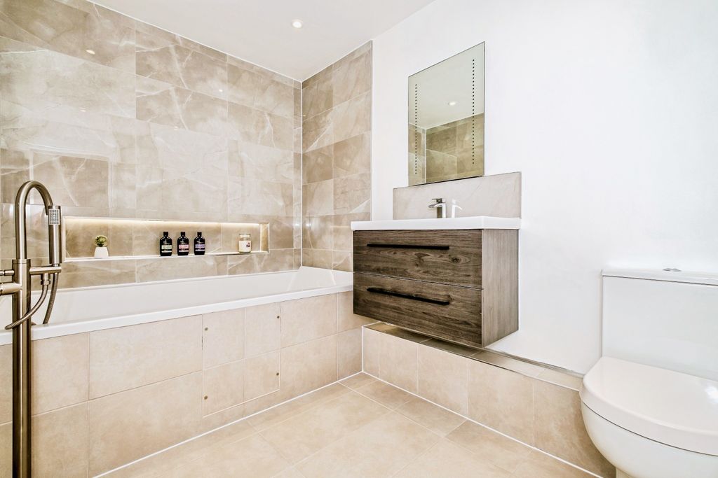 Additional image 16 of 5 bed detached house for saleSilver Wood, Pulborough RH20