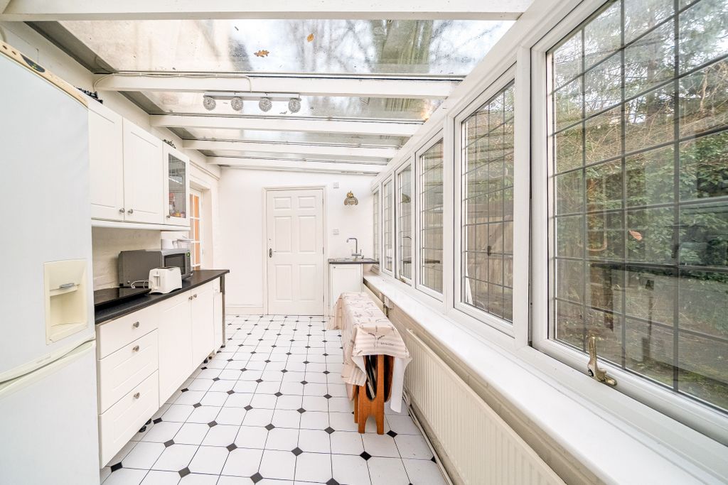 Additional image 22 of 5 bed detached house for saleTupwood Lane, Caterham CR3