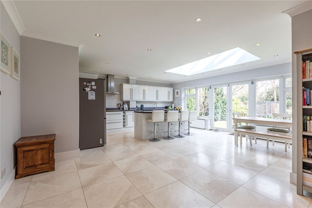 Additional image 4 of 4 bed detached house for saleChertsey, Surrey KT16