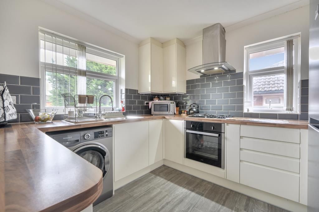 Additional image 9 of 2 bed maisonette for saleChesham, Buckinghamshire HP5