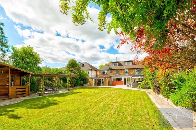 Additional image 37 of 6 bed detached house for saleLee Grove, Chigwell IG7