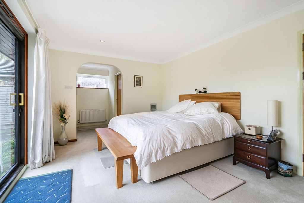 Additional image 10 of 3 bed detached bungalow for saleBroad Walk, Caterham CR3