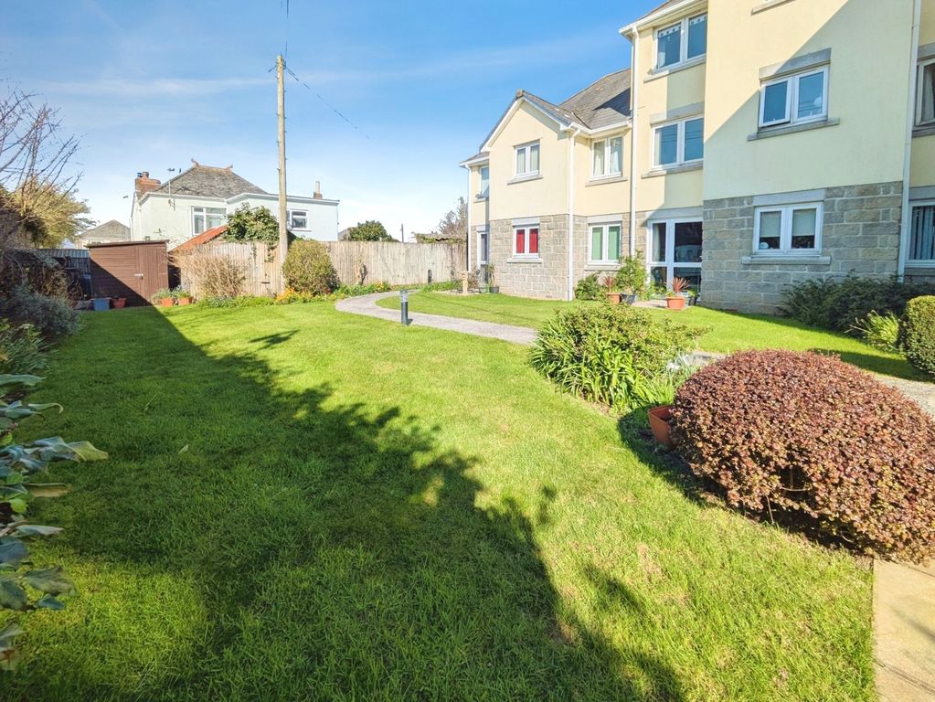 Additional image 2 of 1 bed flat for saleTrevithick Road, Camborne, Cornwall TR14