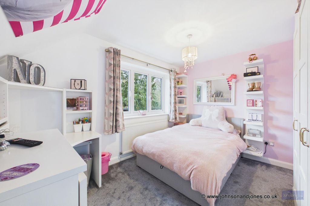 Additional image 5 of 4 bed detached house for saleLittle Green Lane, Chertsey KT16