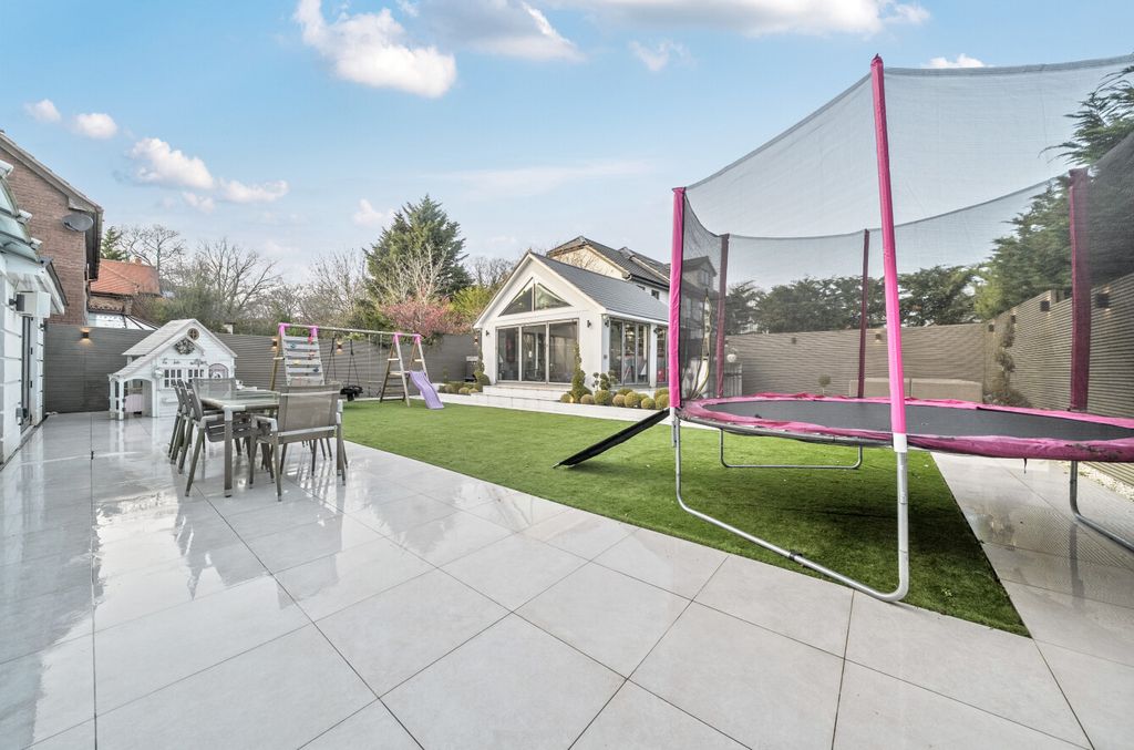 Additional image 28 of 5 bed detached house for saleLeesons Hill, Chislehurst BR7