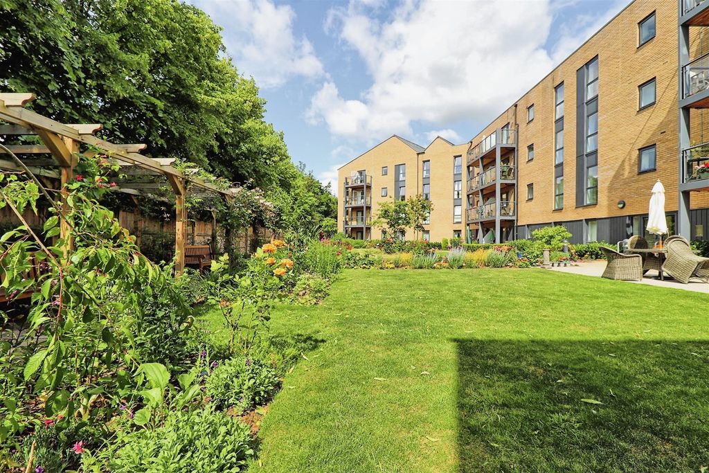 Additional image 21 of 2 bed flat for saleMiami House, Princes Road, Chelmsford, Essex CM2