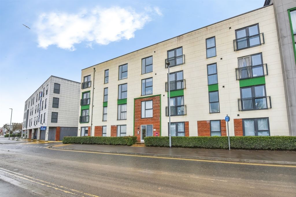Additional image 16 of 2 bed flat for saleFoundry Lane, Chippenham SN15