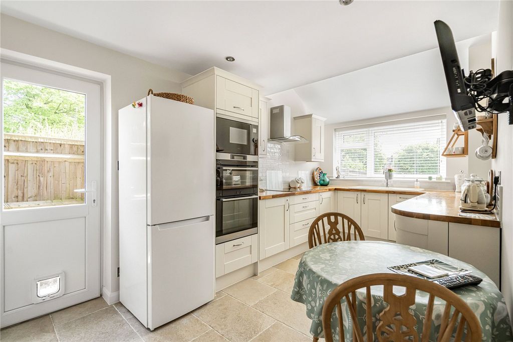 Additional image 5 of 3 bed semi-detached house for saleHillwerke, Chinnor, Oxfordshire OX39
