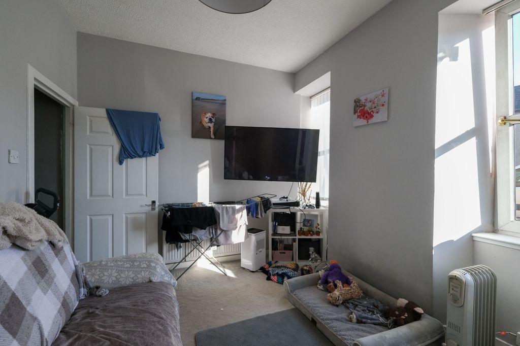 Additional image 3 of 1 bed flat for saleHamilton Street, Larkhall ML9