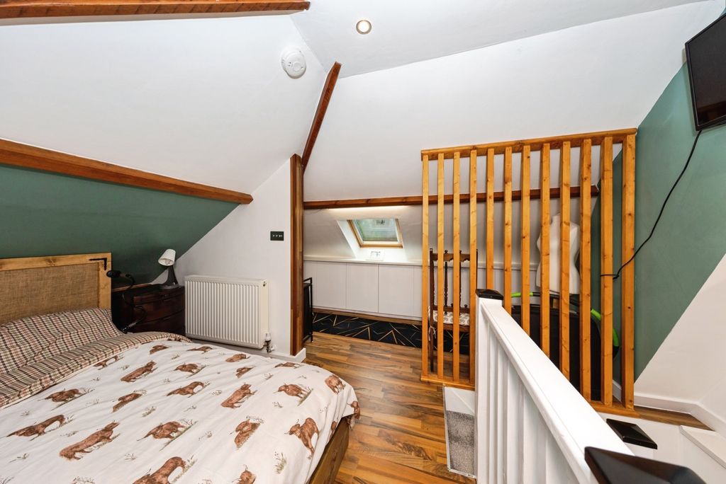Additional image 17 of 4 bed semi-detached house for saleSteele Avenue, Carmarthen, Carmarthenshire SA31