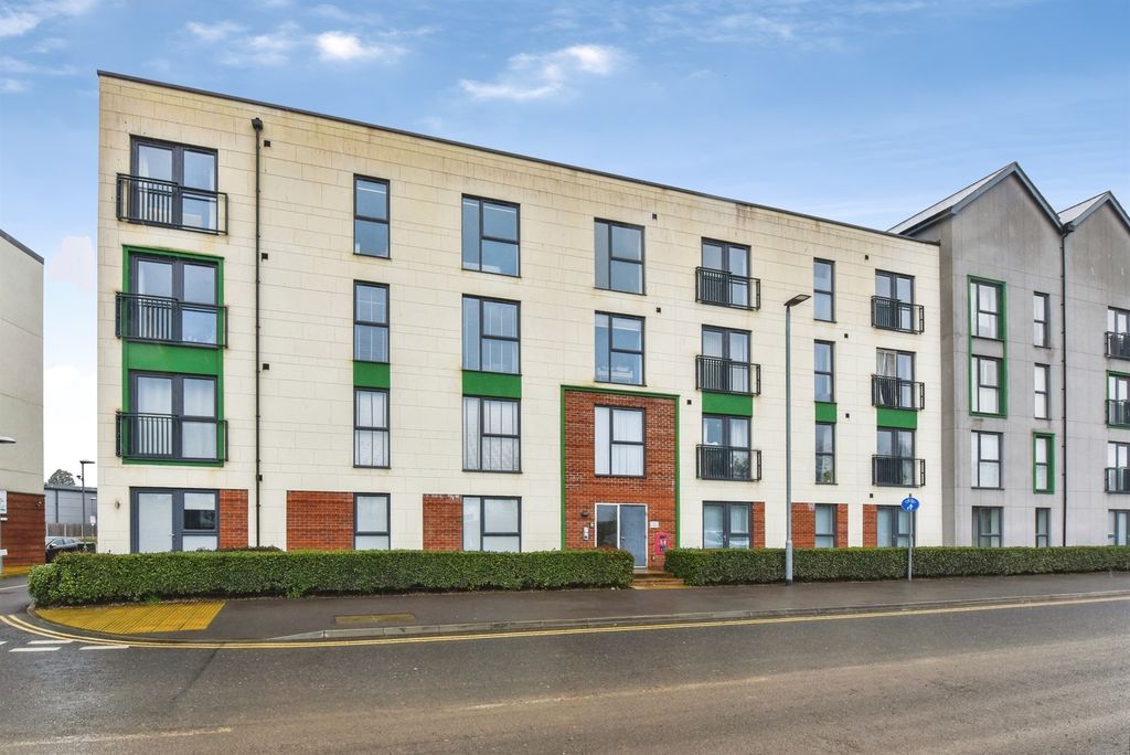 Additional image 10 of 2 bed flat for saleFoundry Lane, Chippenham SN15