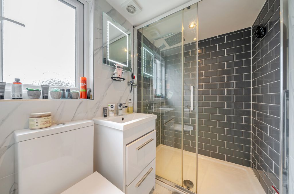 Additional image 14 of 4 bed semi-detached house for saleEdgebury, Chislehurst, Kent BR7