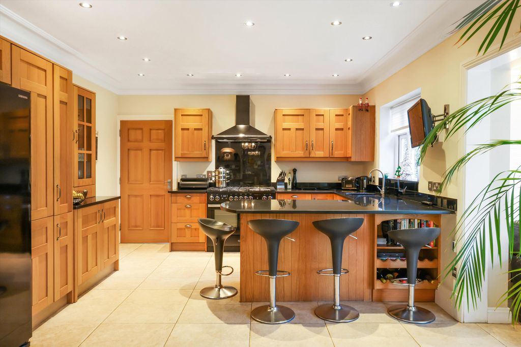 Additional image 6 of 5 bed detached house for saleAshley Road, Charlton Kings, Cheltenham, Gloucestershire GL52
