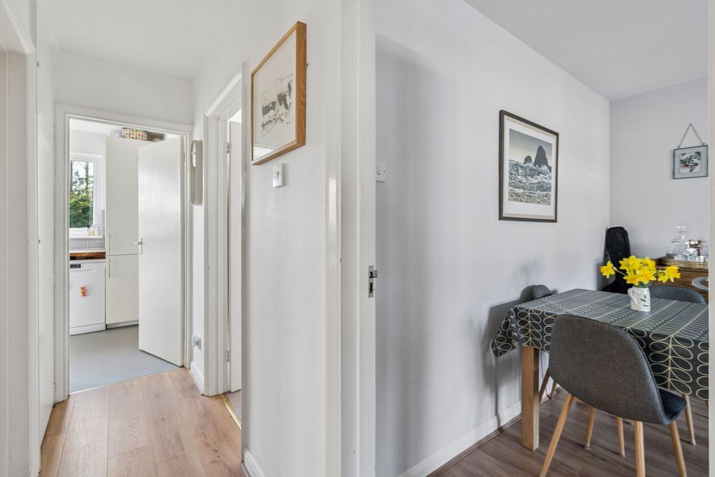 Additional image 11 of 2 bed maisonette for saleDarvell Drive, Chesham HP5