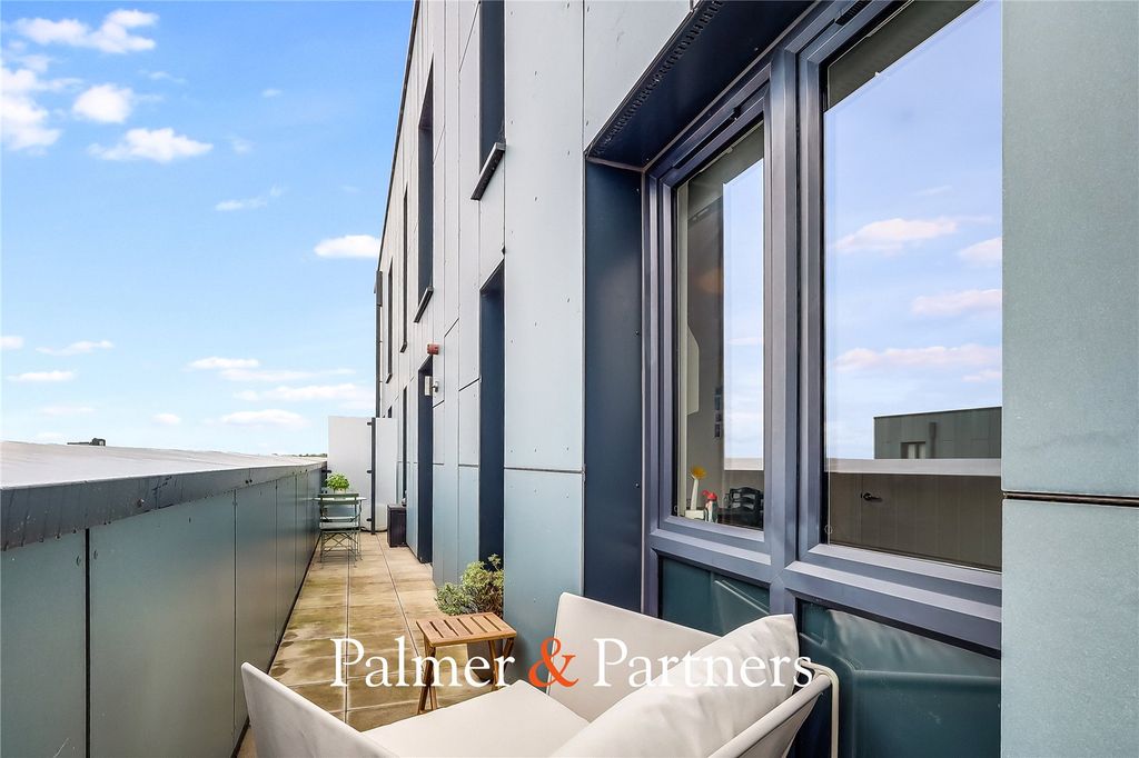 Additional image 18 of 2 bed flat for saleWharf Road, Chelmsford, Essex CM2