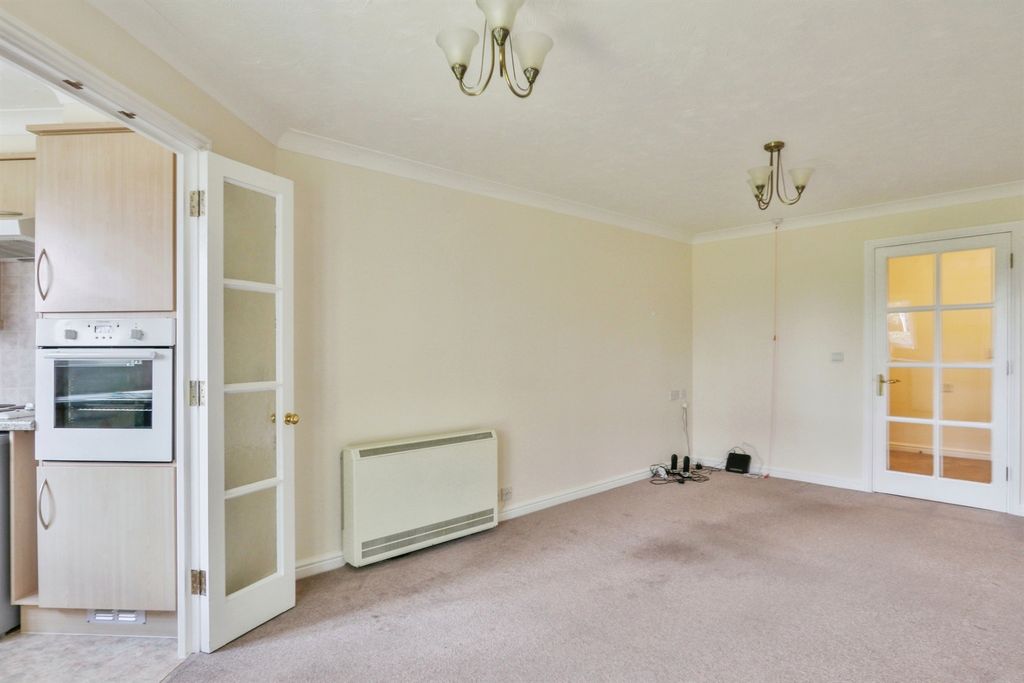 Additional image 17 of 1 bed flat for saleStour Road, Christchurch BH23