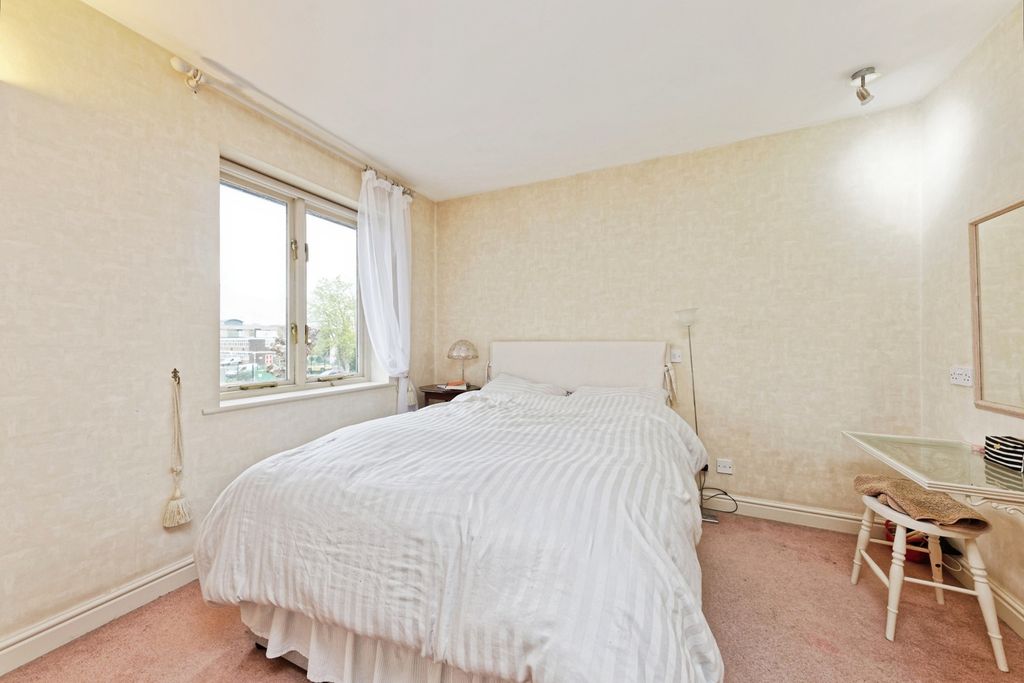 Additional image 10 of 3 bed flat for saleHolman Mews, Canterbury, Kent CT1