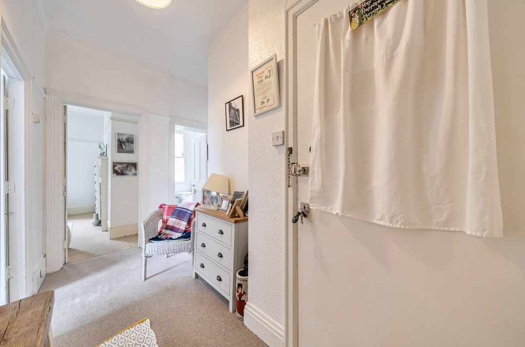 Additional image 10 of 2 bed flat for saleLower Camden, Chislehurst, Kent BR7